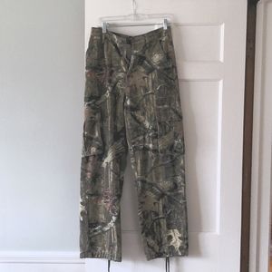 Mossy Oak Camouflage Cargo Pants, mens 28-30